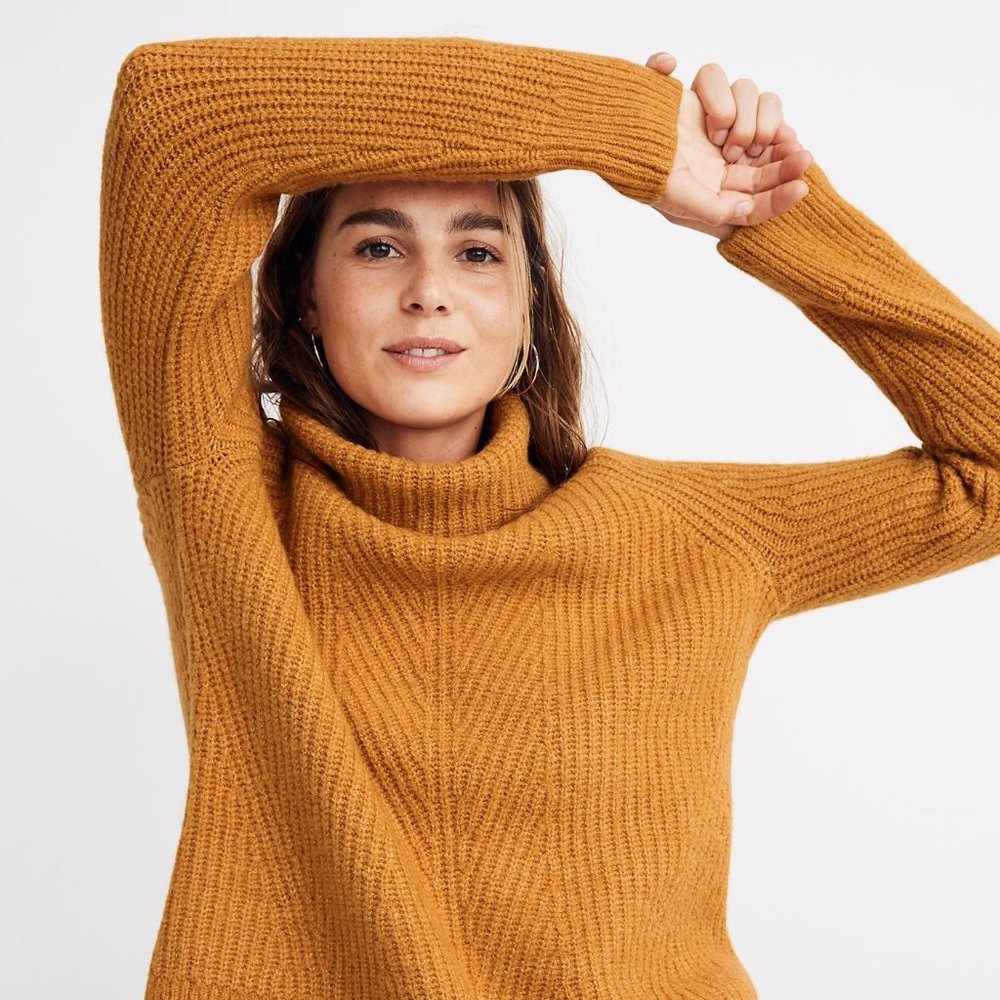 Madewell Mercer Turtleneck in Heather Saffron